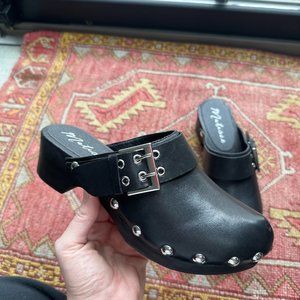 NEW Matisse London Wooden Clog Mule in Black